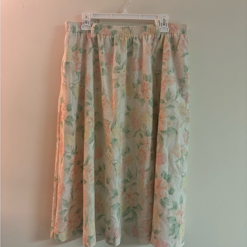Vintage Distinctly Different Floral Skirt Size 20 Paper Tag Pockets